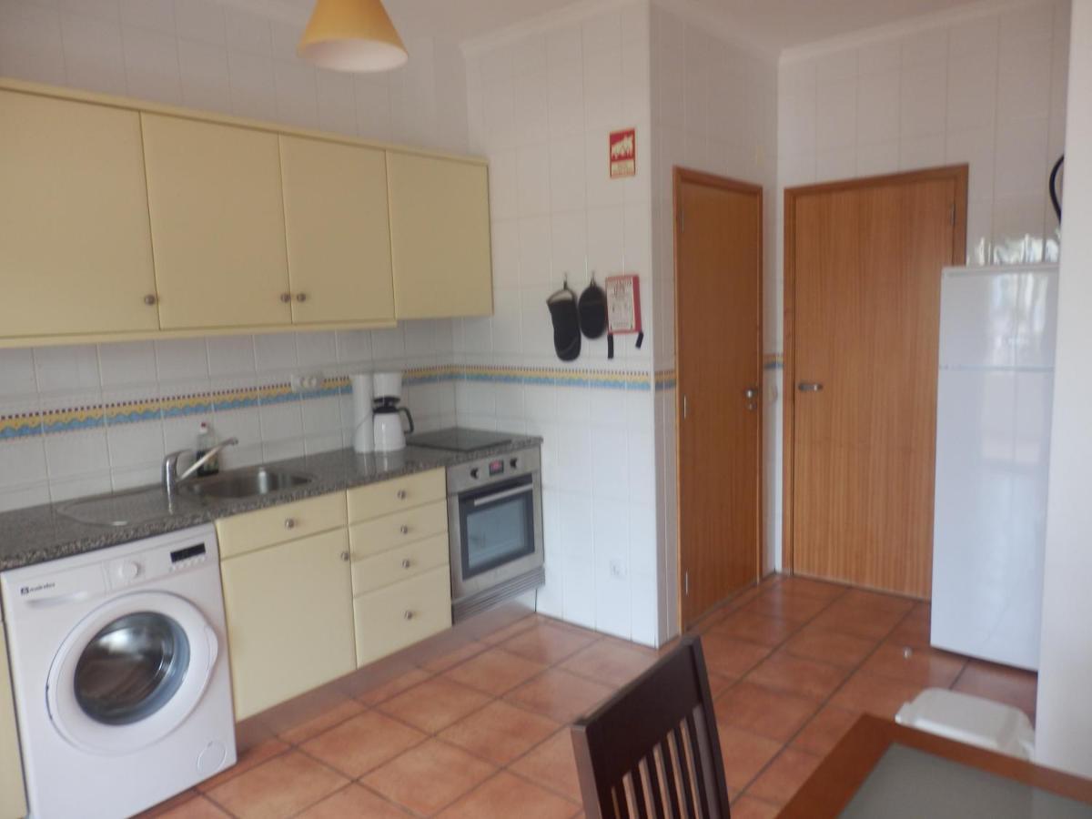 Bel Appartement Au Bord De La Mer De Porto De Mos Lagos Exteriér fotografie