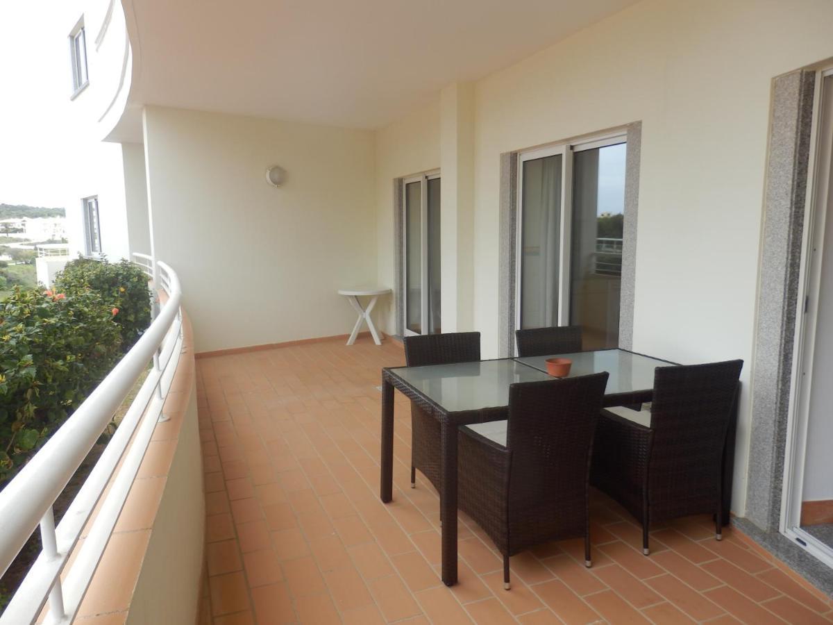 Bel Appartement Au Bord De La Mer De Porto De Mos Lagos Exteriér fotografie