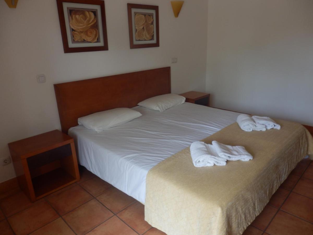Bel Appartement Au Bord De La Mer De Porto De Mos Lagos Exteriér fotografie